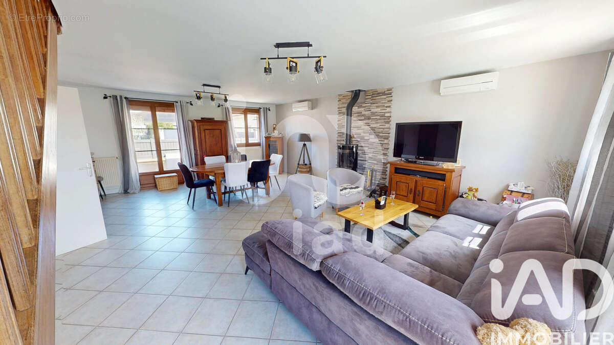 Photo 5 - Maison à GRANDPUITS-BAILLY-CARROIS