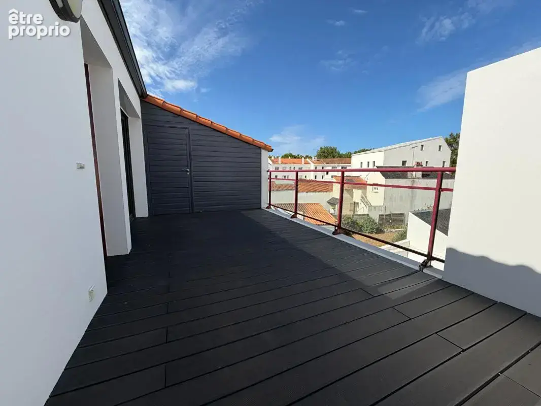 T3 lumineux de 60 m² avec terrasse et garage ? Plein centre de Saint-Jean-de-Monts - photo 2