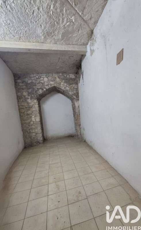 Commerce 70 m² à Louvres  - photo 4