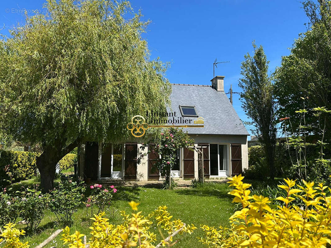 Maison à SANTEC
