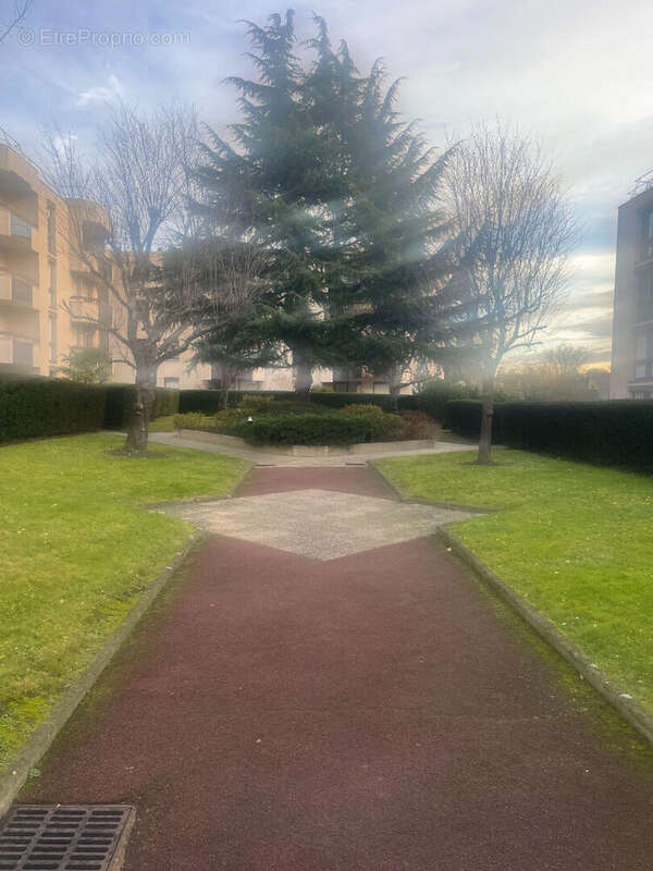 Appartement à LIVRY-GARGAN