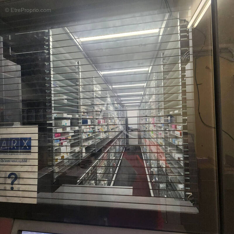 Commerce à PARIS-19E