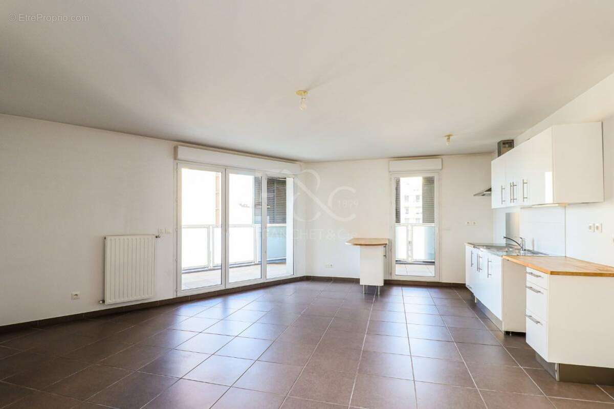 Appartement à LYON-7E