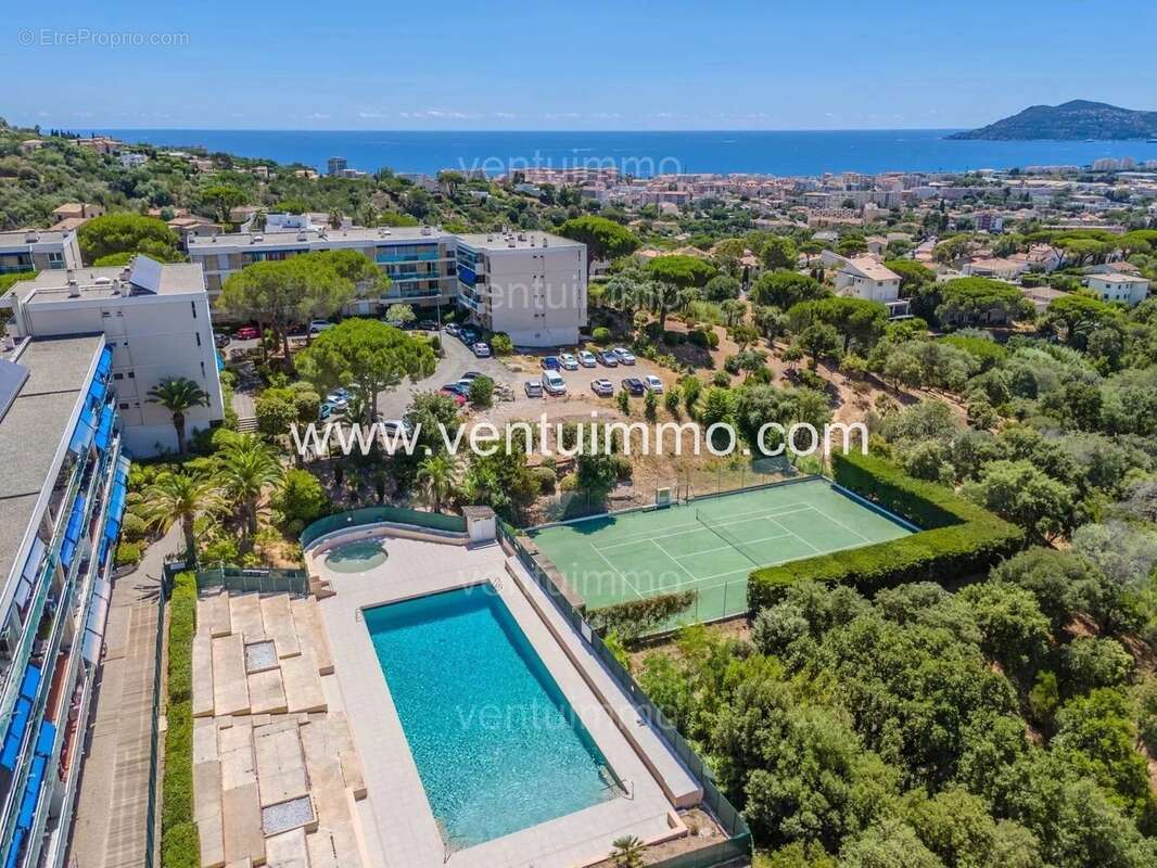 Appartement à LE CANNET