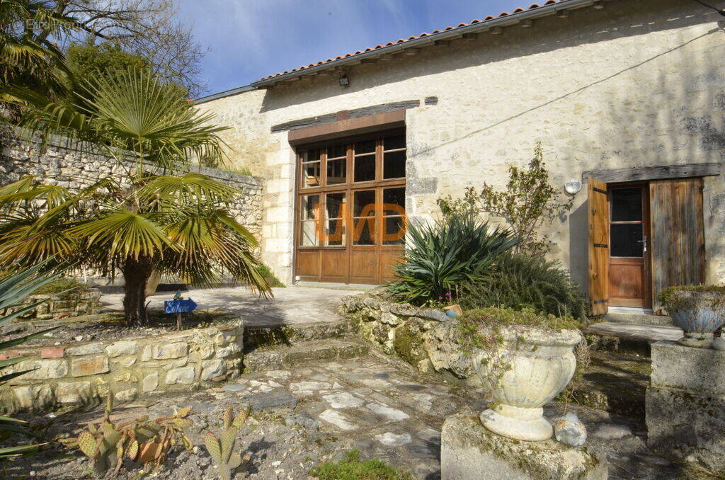 Maison à COUTURES