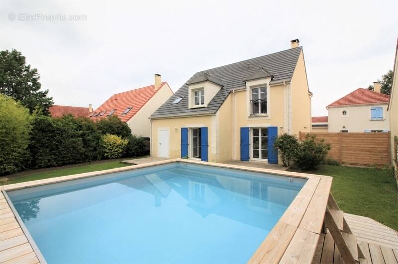 Maison à LES MOLIERES