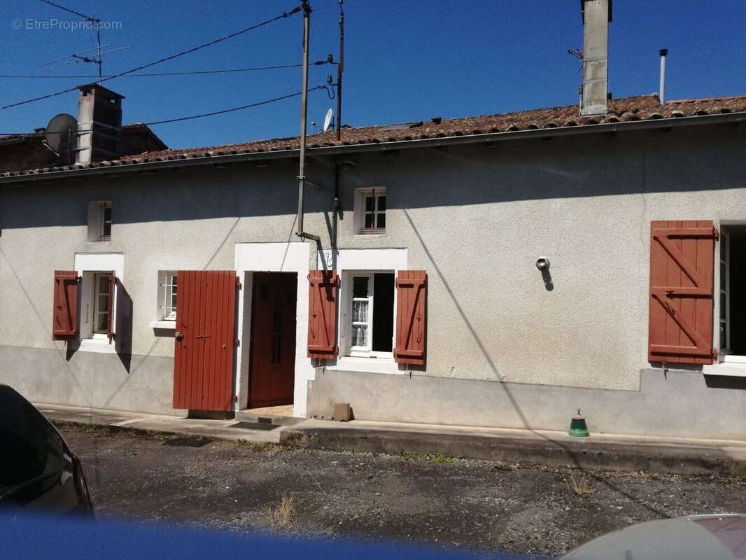 Maison à CHIRAC