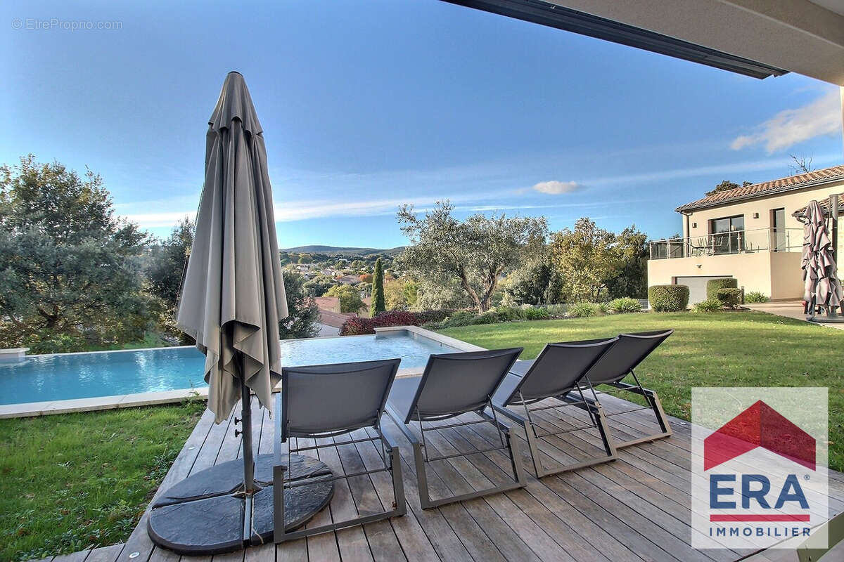 Maison à BOURG-SAINT-ANDEOL