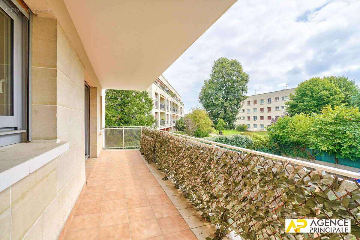 Appartement à MAISONS-LAFFITTE