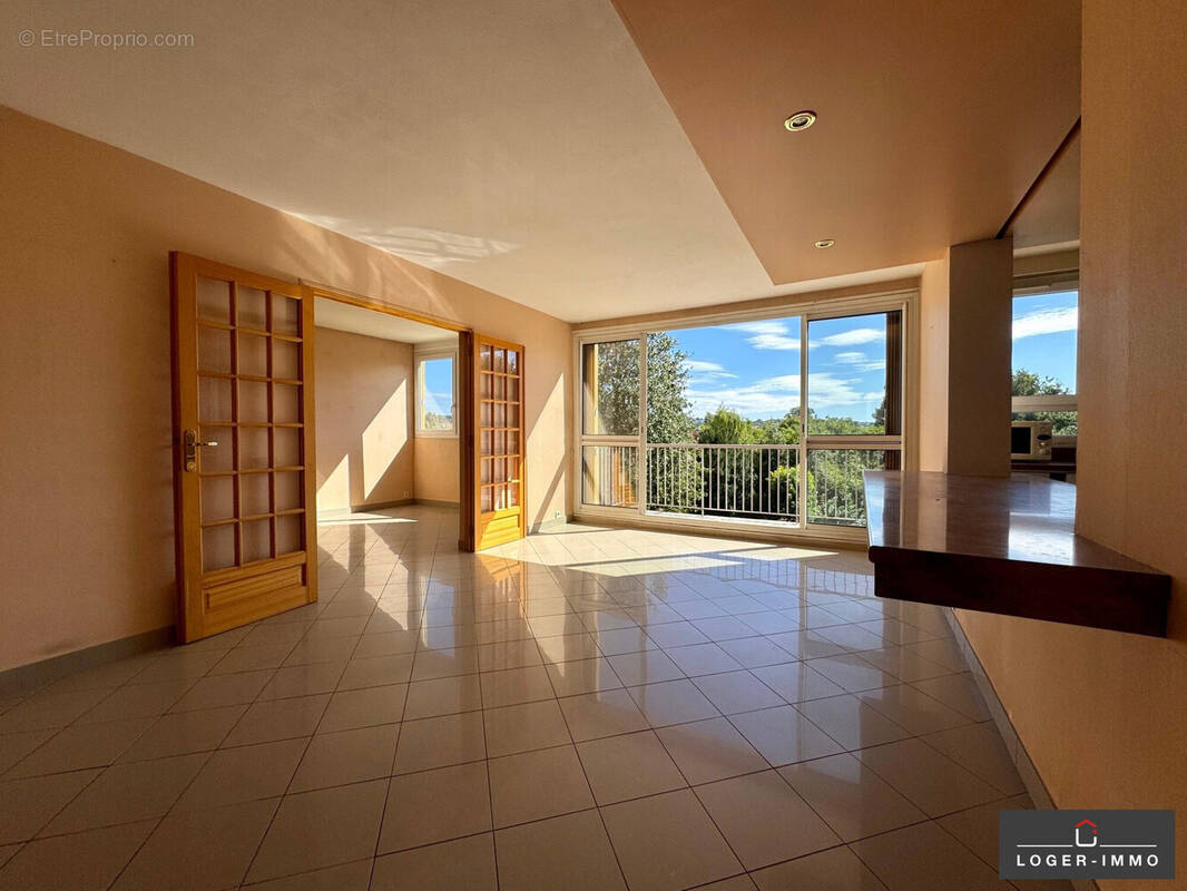 Appartement à LE PERREUX-SUR-MARNE