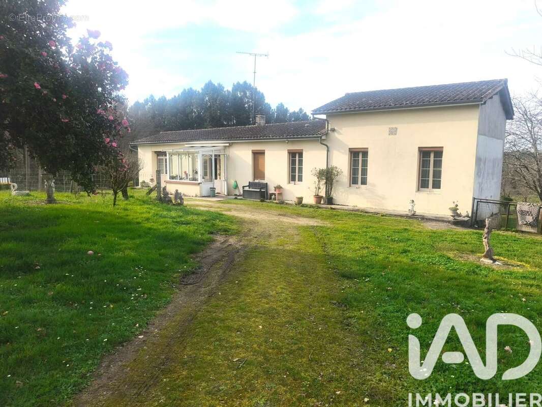 Photo 3 - Maison à CERCOUX
