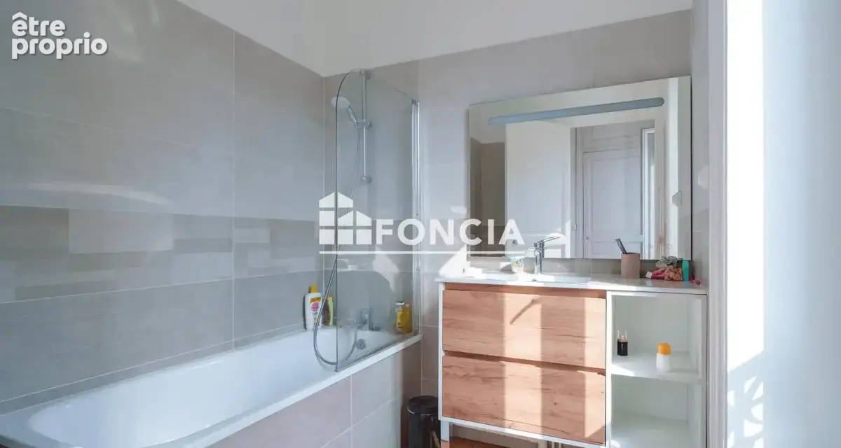 Grande maison familiale de 265 m² avec possibilité profession libérale - photo 8