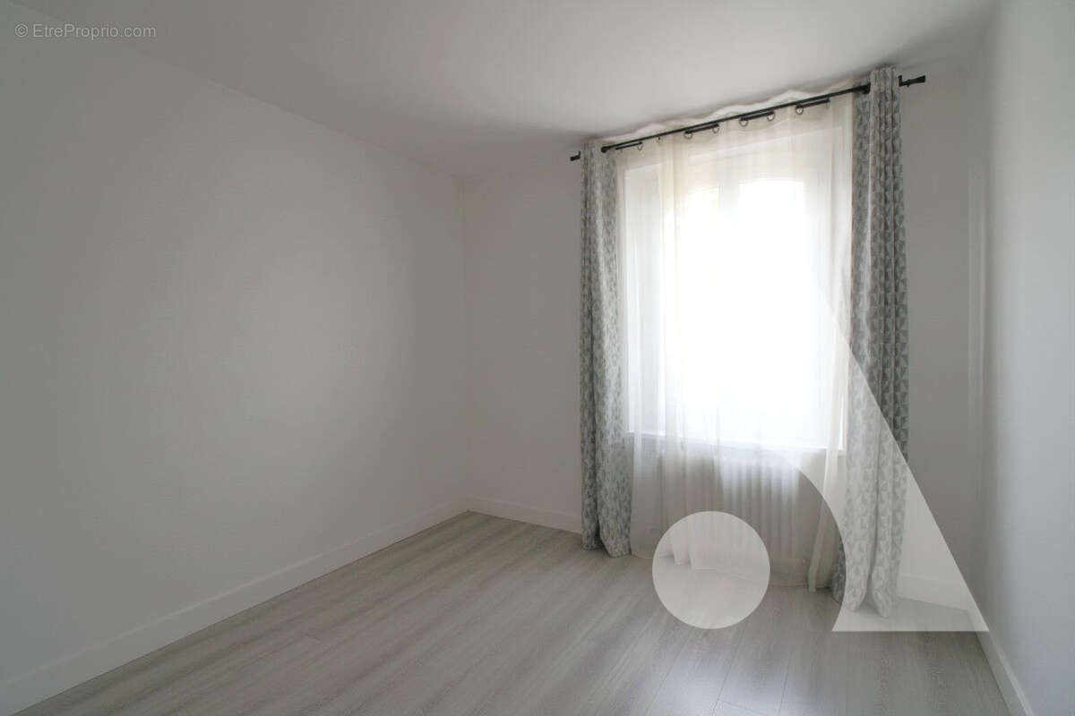 Maison de plain pied  de 156 m² a 10 min de senlis - photo 8