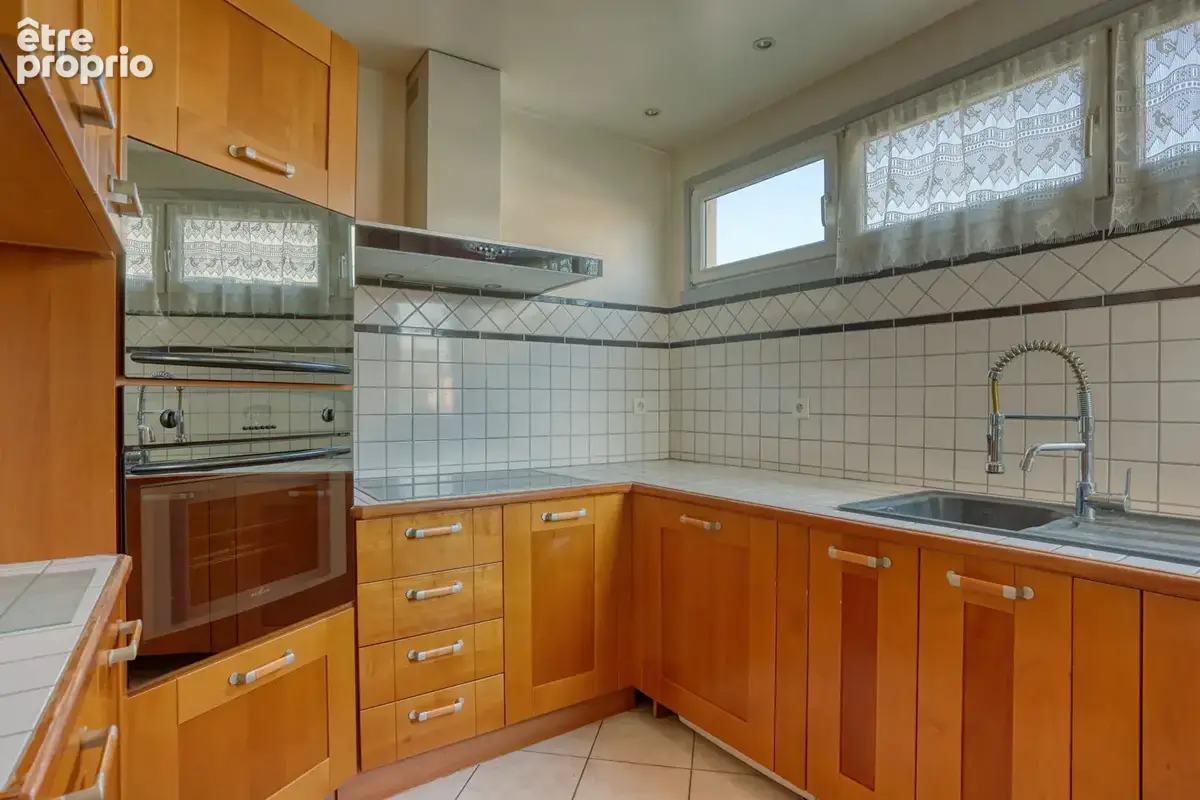 Appartement 3p - deux balcons - place de parking - photo 5