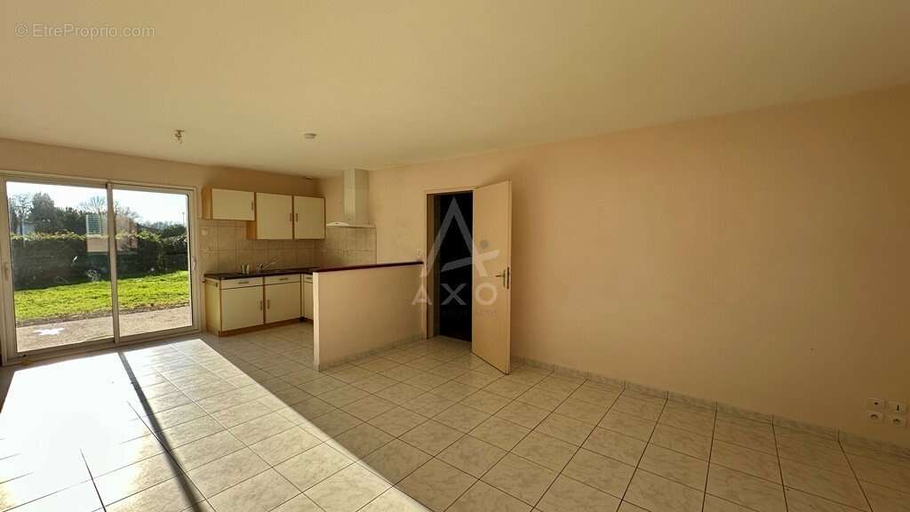 Maison à TREIZE-SEPTIERS