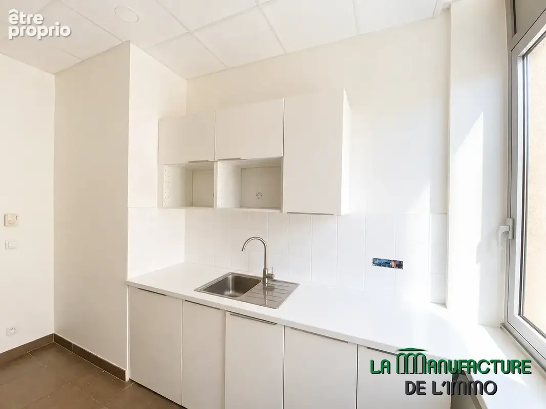 Saint-étienne   place de l’hôtel de ville vente bureaux / activités libérales - photo 2