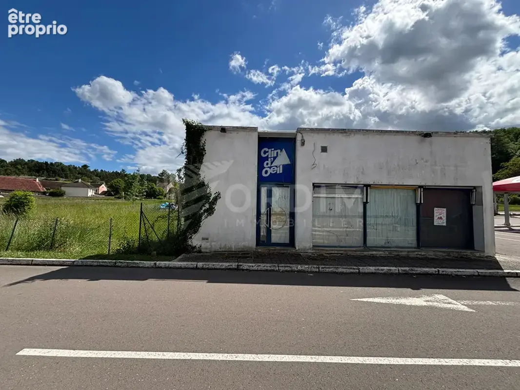 Commerce à TONNERRE