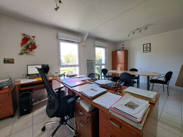 Commerce 167 m² à Blagnac  - photo 40