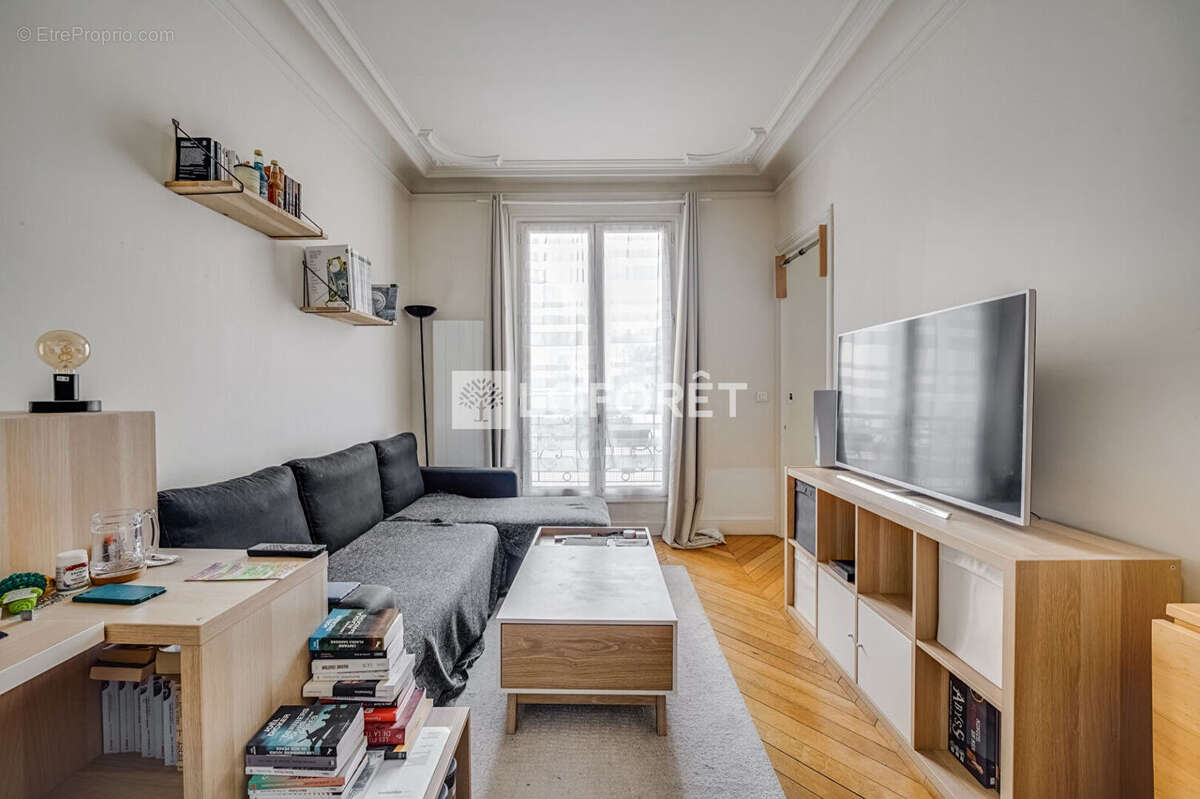 Appartement à PARIS-11E