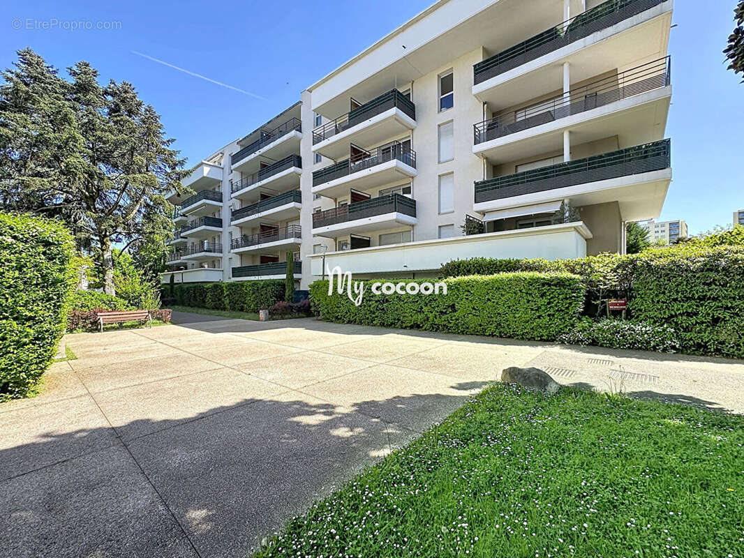Appartement à TASSIN-LA-DEMI-LUNE