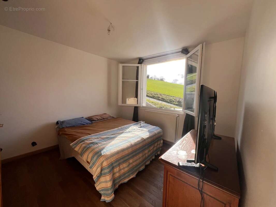 Maison à AUFFREVILLE-BRASSEUIL