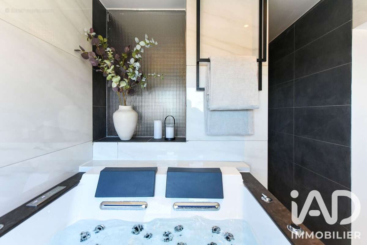 Appartement 26 m² à Frejus  - photo 6