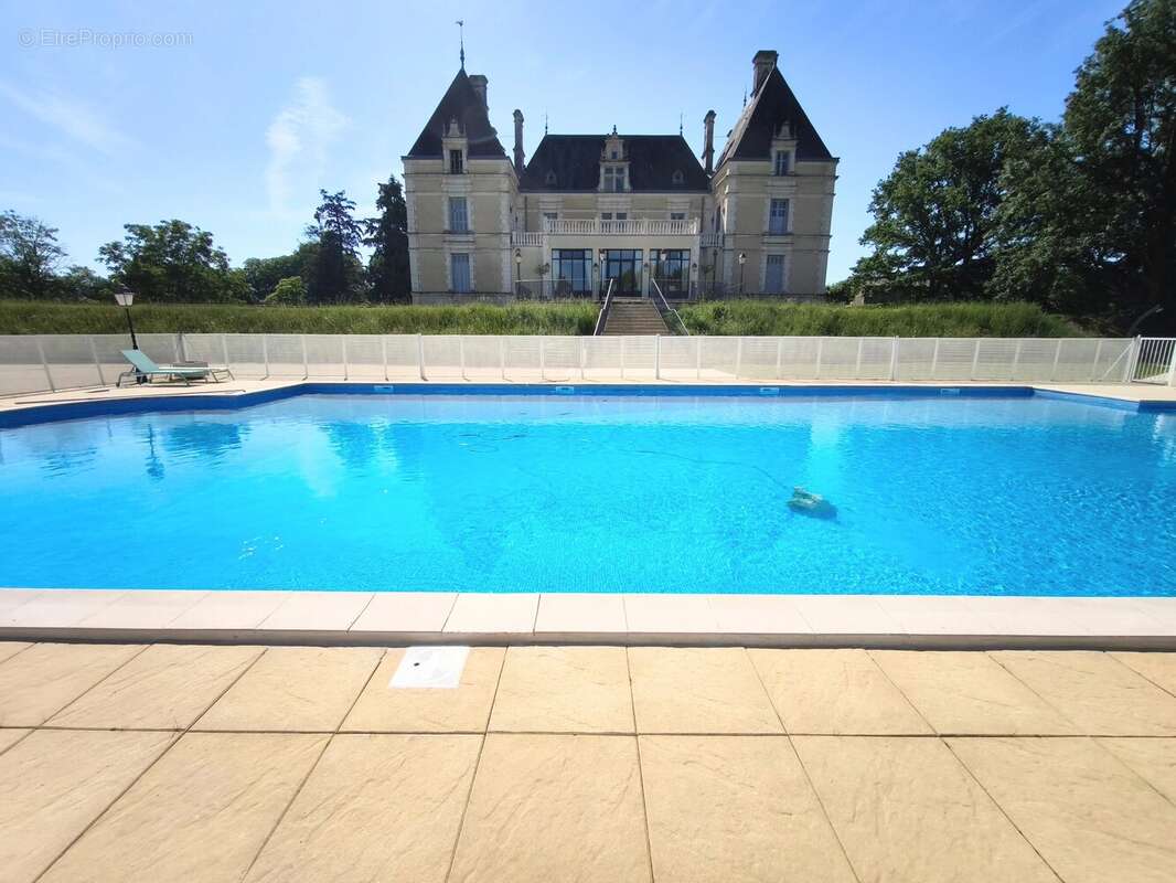 Charmant appartement en duplex de deux chambres au sein d'un magnifique domaine de château - photo 12