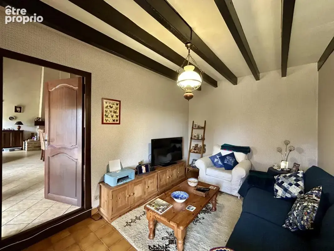 Longère de Caractère avec Jardin, Garage et Dépendances - photo 6