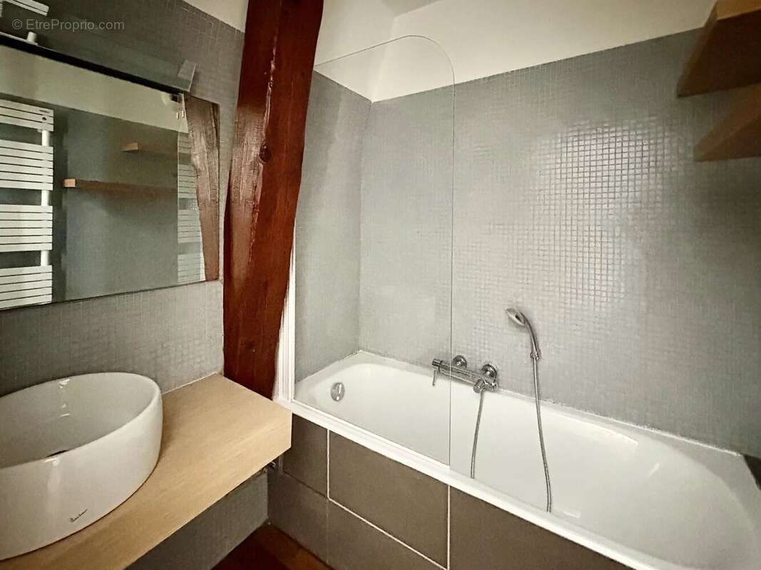 Appartement à BEAULIEU-SUR-MER