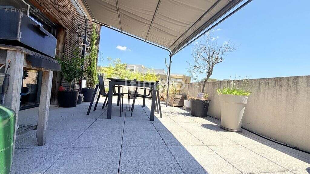 Appartement T4 duplex 2 terrasses de 37 m² et garage fermé - photo 20