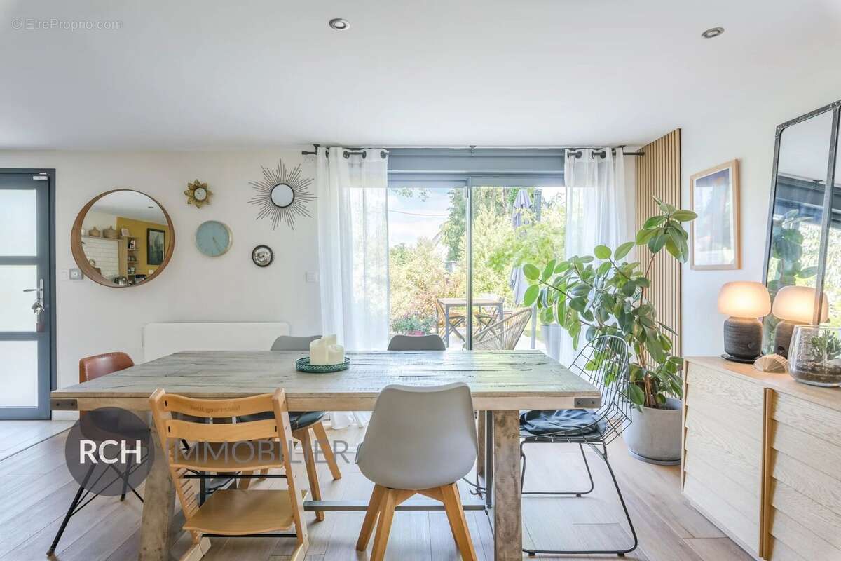 Maison à MONTFORT-L&#039;AMAURY