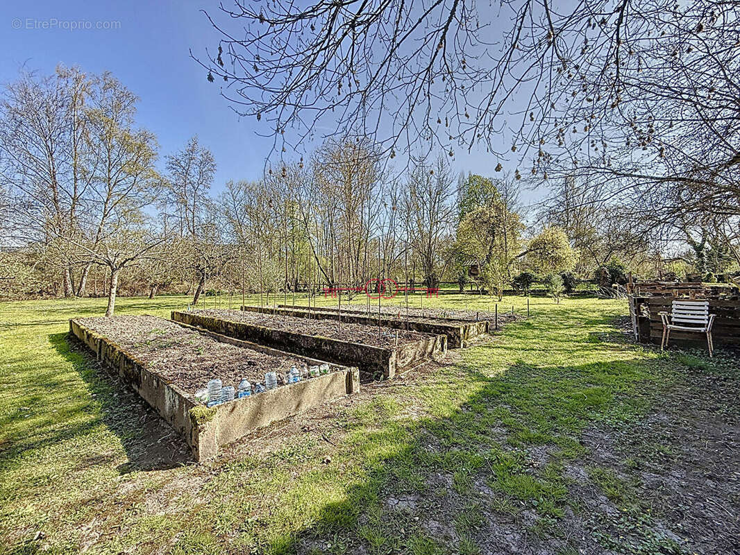 Maison à SAINTE-MENEHOULD