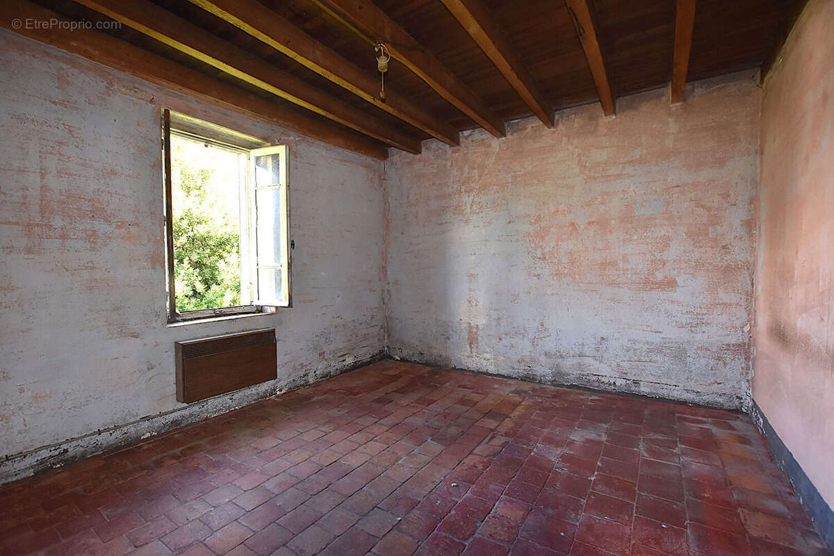 Maison à VARENNES-SUR-ALLIER