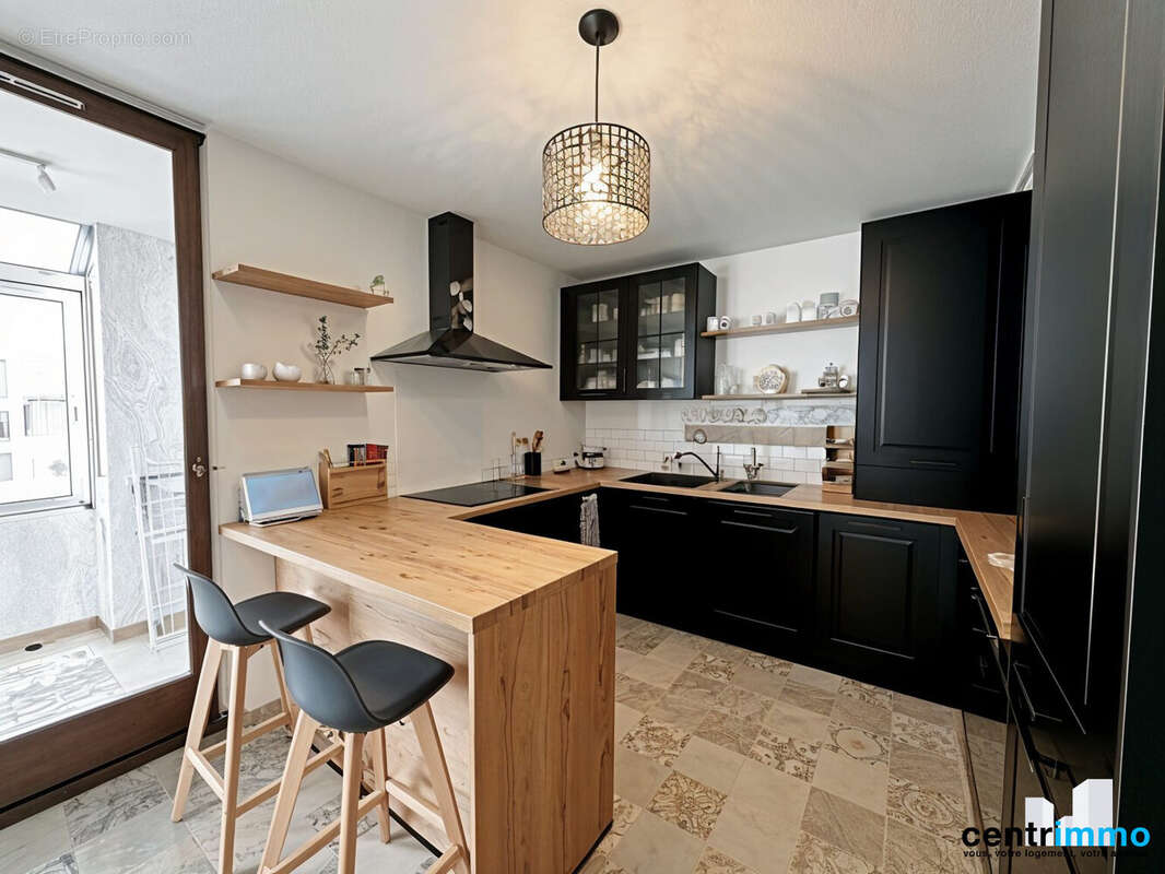 Montpellier ouest vente appartement F3 Centrimmo cuisine - Appartement à MONTPELLIER