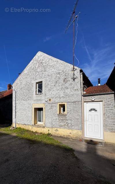 Maison à BOURAY-SUR-JUINE