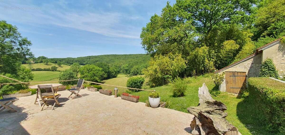 Maison à LE GUE-DE-LA-CHAINE