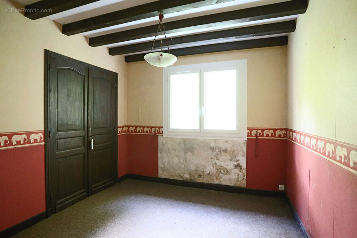 Maison à VOLLORE-VILLE