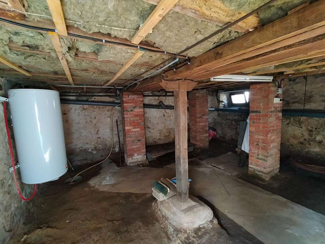 Maison à SAINT-AUBIN-DE-LOCQUENAY