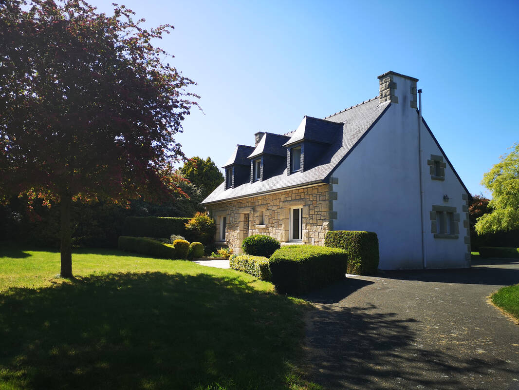 Maison à TREVEREC