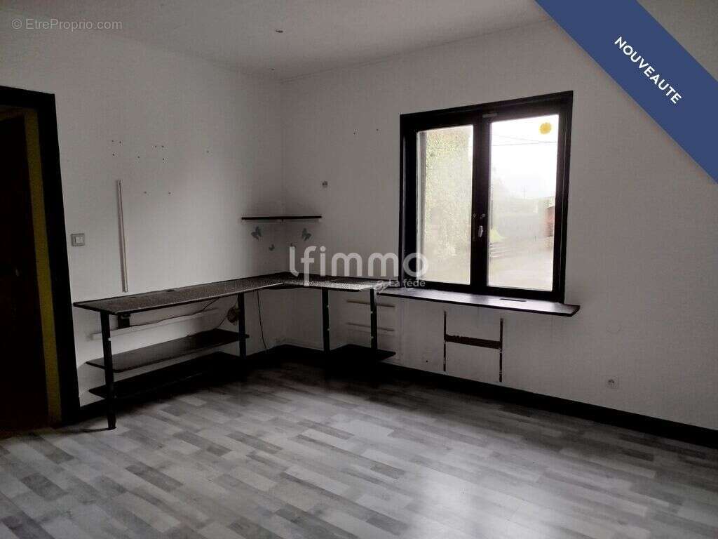 Maison à ACHIET-LE-PETIT