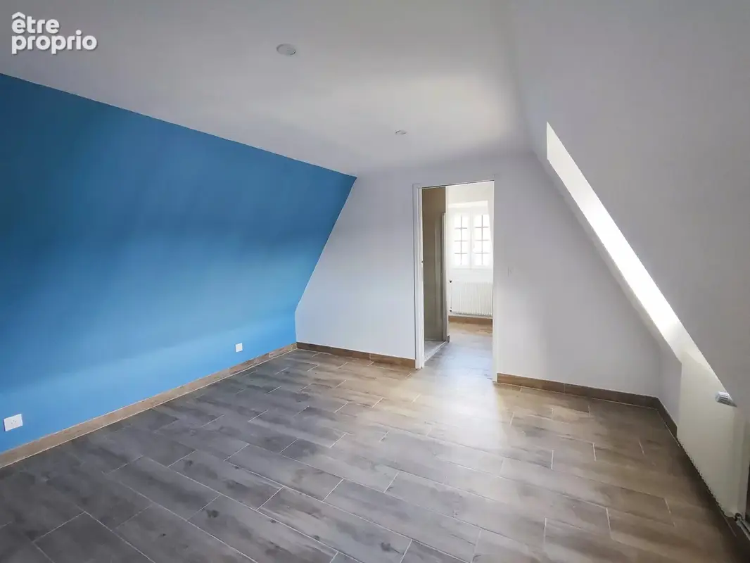 Belle maison de ville avec balcons - photo 10