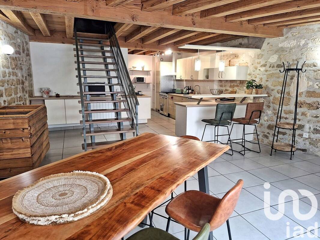 Photo 1 - Maison à GOND-PONTOUVRE