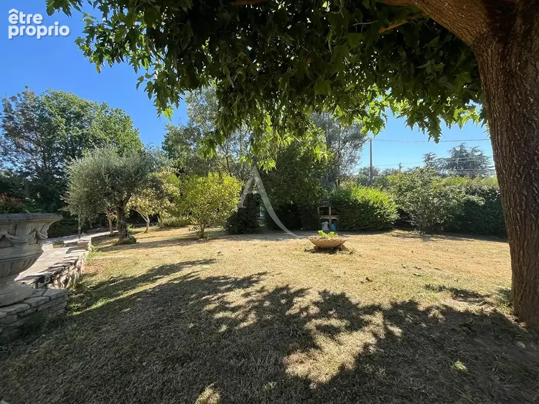 Grande maison de 182m² avec 4 chambres, piscine et sous-sol complet sur la commune de Rabastens ! - photo 17