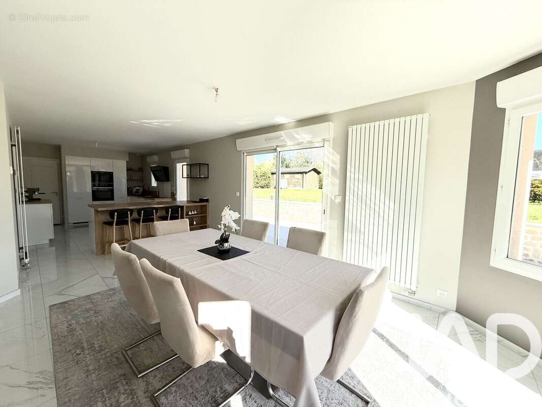 Photo 5 - Maison à BONCHAMP-LES-LAVAL