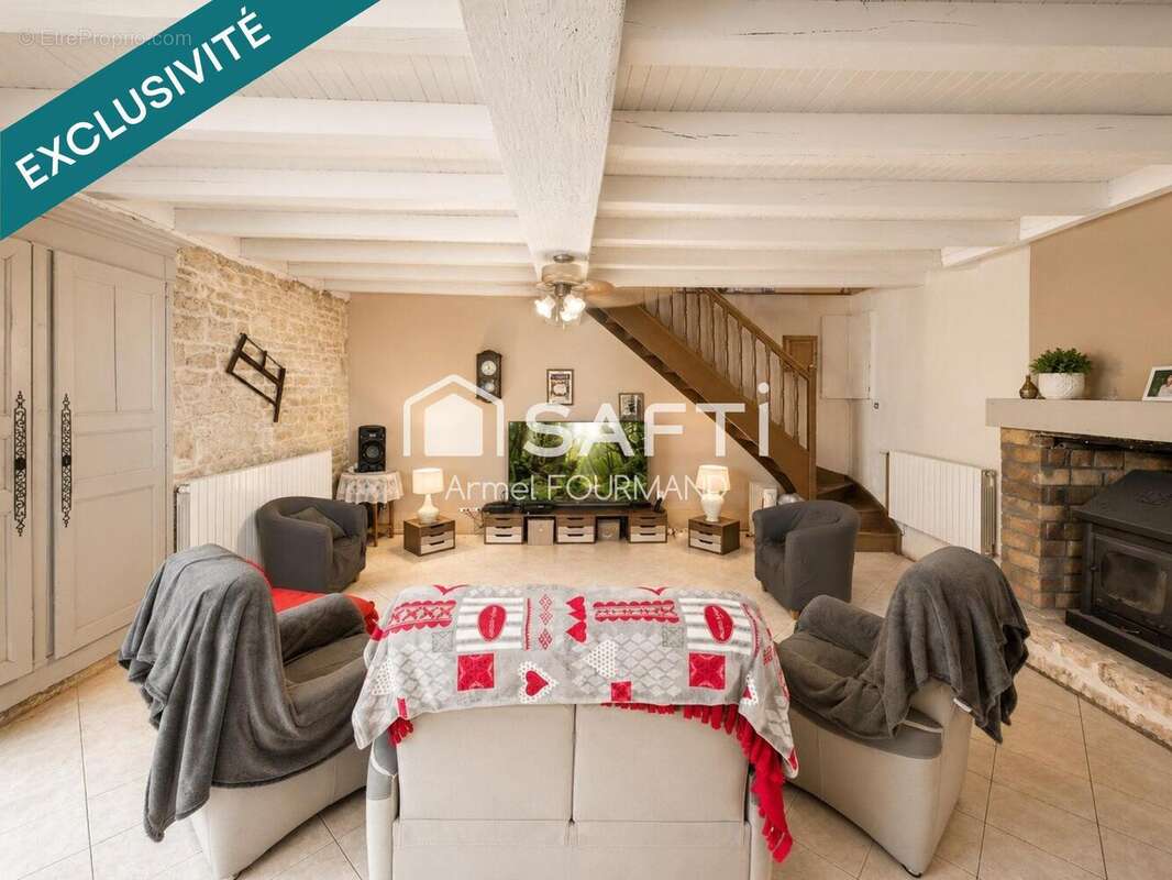Maison 198 m² à Aubigne  - photo 4