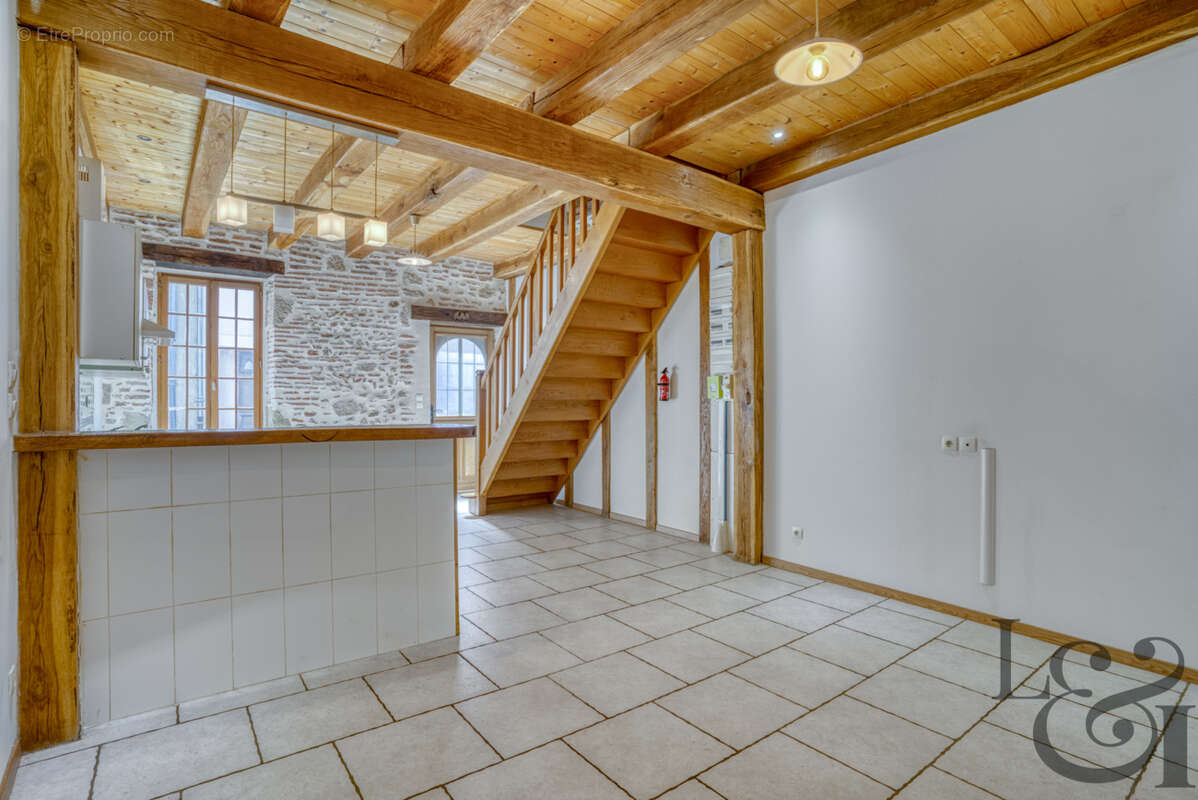 Maison à CASSENEUIL