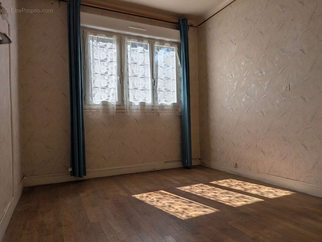 Jolie maison lumineuse à quelques minutes de Saint-Sulpice-les-Feuilles - photo 8