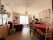 Appartement à LE COTEAU