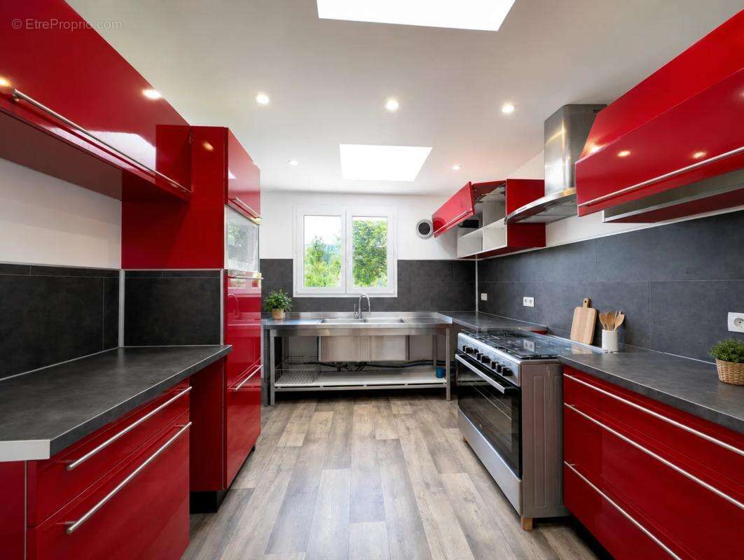 Maison 15 pièces de 390 m² à Nanchez - photo 7