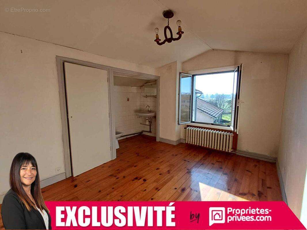 LE COTEAU, 2 maisons avec 3 appartements +  2 garages - photo 7